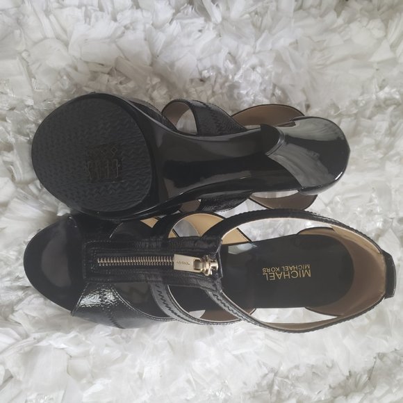 Brand New! MICHAEL Michael Kors Black Mk Stiletto Zip Heel Platforms - Picture 2 of 3